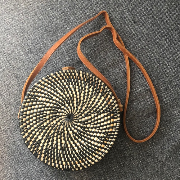 Rattan straw bag purse black cream faux leather - Picture 3 of 7